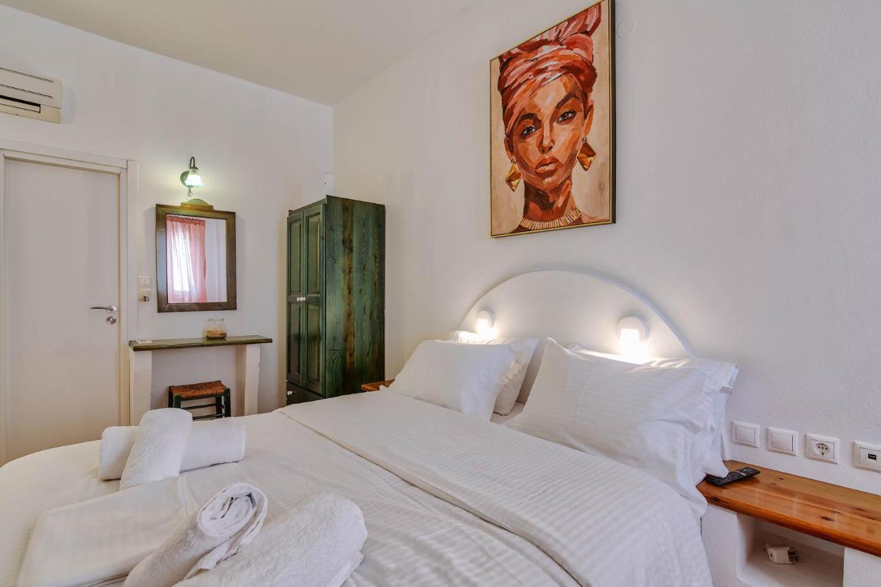 Palm Heaven Boutique Apartments Antiparos Town Exterior foto